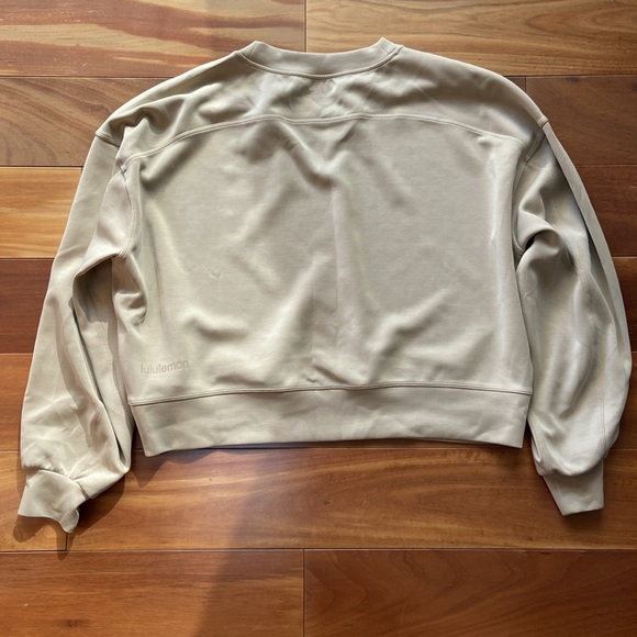 Lululemon Softstreme Crop Sweatshirt Tan M/L - Picture 5 of 12